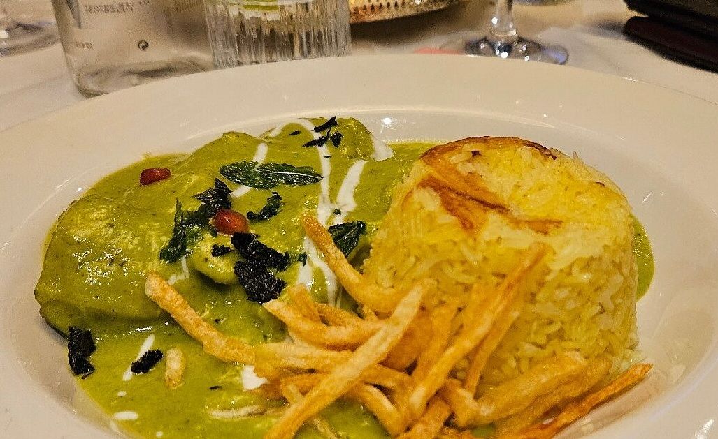 pistachio chicken korma. served with saffron rice.